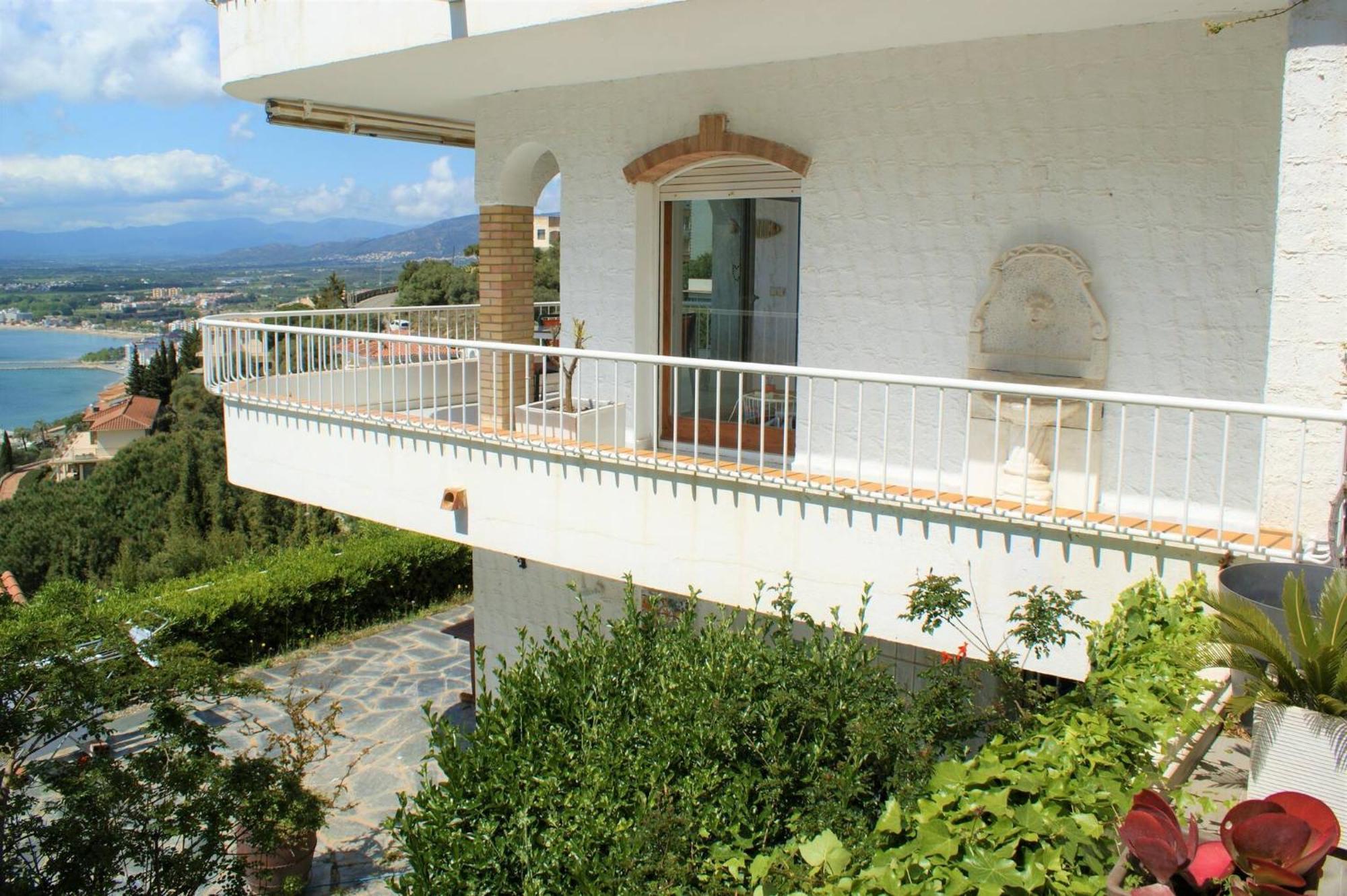 Apartamento Casa Linda Con Vistas Espectaculares Росес Екстер'єр фото